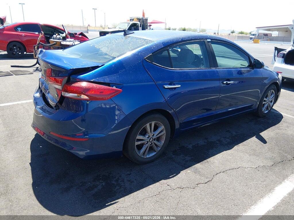 5NPD84LF9HH043669 2017 HYUNDAI ELANTRA photo no. 4