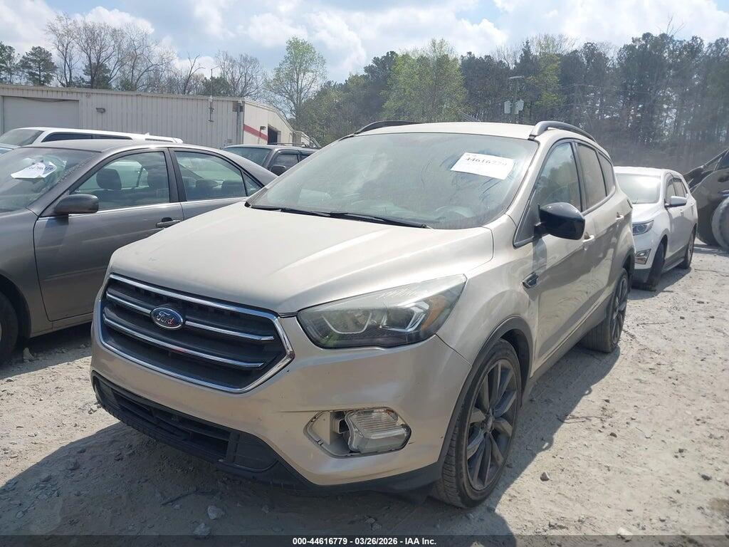 1FMCU0G99HUB56401 2017 FORD ESCAPE photo no. 2