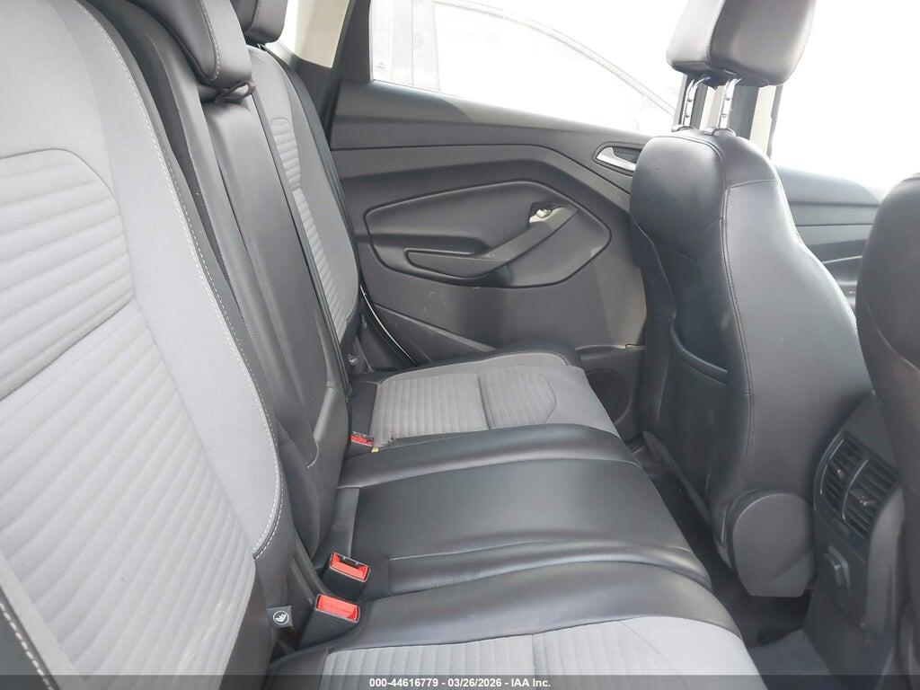1FMCU0G99HUB56401 2017 FORD ESCAPE photo no. 8