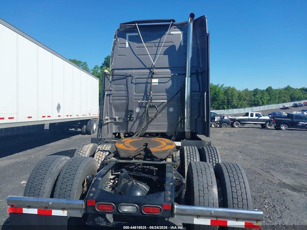 4V4NC9EH1NN289856 2022 VOLVO VNL photo no. 8