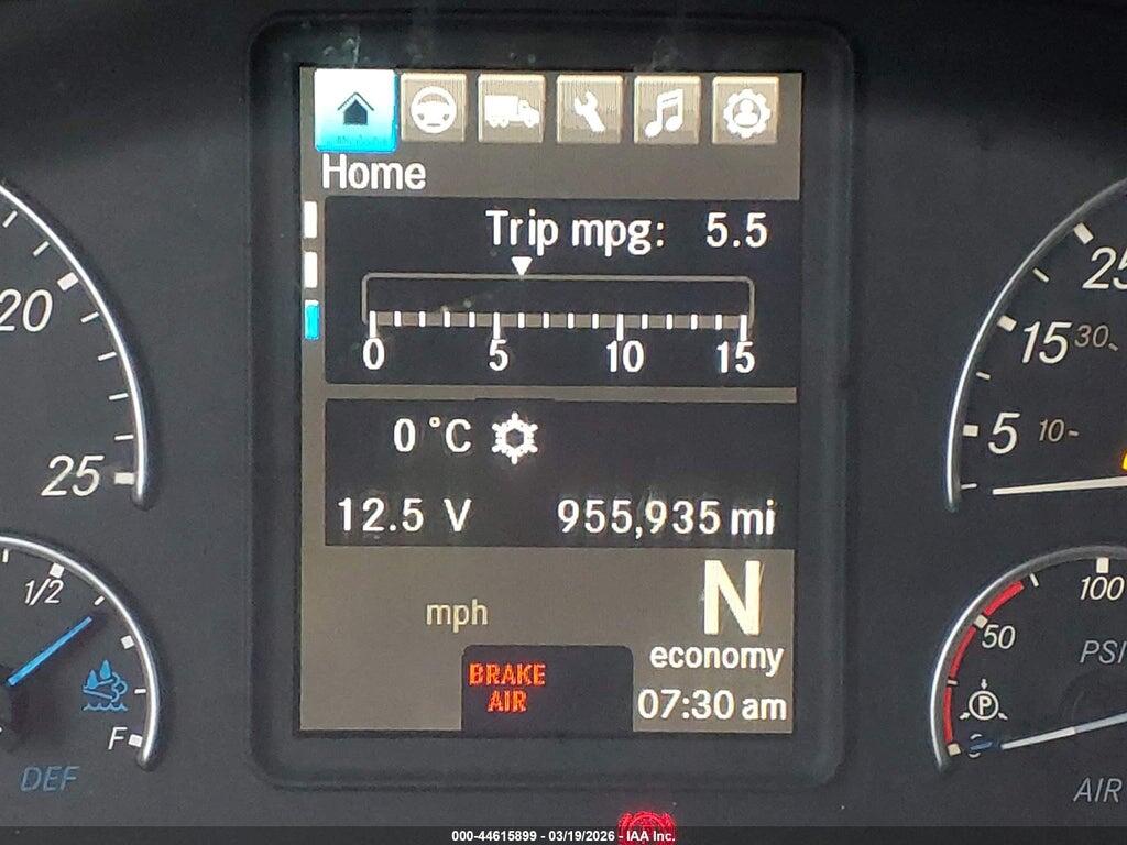 3AKJHHDR2JSJV0323 2018 FREIGHTLINER NEW CASCADIA 126 photo no. 5