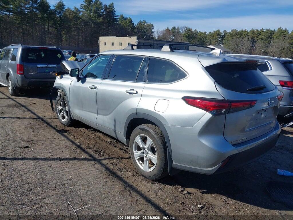 5TDBZRBH2MS155304 2021 TOYOTA HIGHLANDER photo no. 3