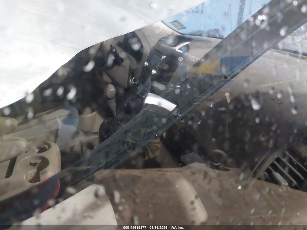 KNDMG4C72B6368595 2011 KIA SEDONA photo no. 5