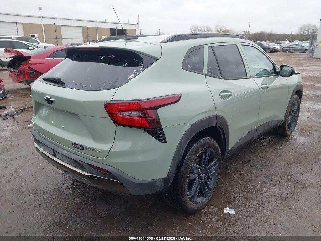 KL77LKEPXSC008239 2025 CHEVROLET TRAX photo no. 4