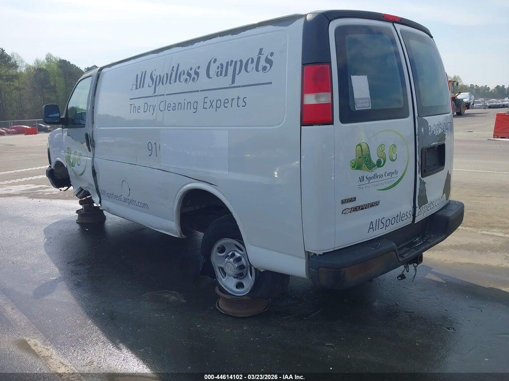 1GCZGFDA2A1133346 2010 CHEVROLET EXPRESS 2500 photo no. 3