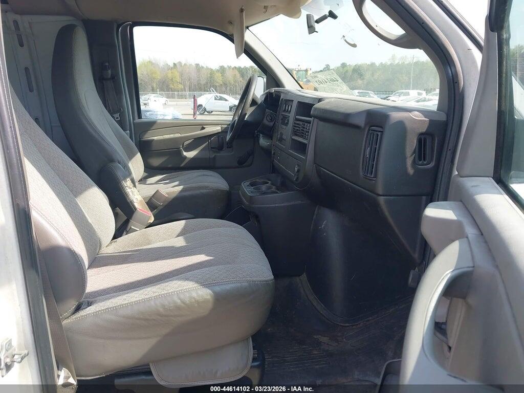 1GCZGFDA2A1133346 2010 CHEVROLET EXPRESS 2500 photo no. 5