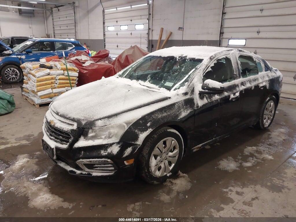 1G1PC5SB3F7290180 2015 CHEVROLET CRUZE photo no. 2