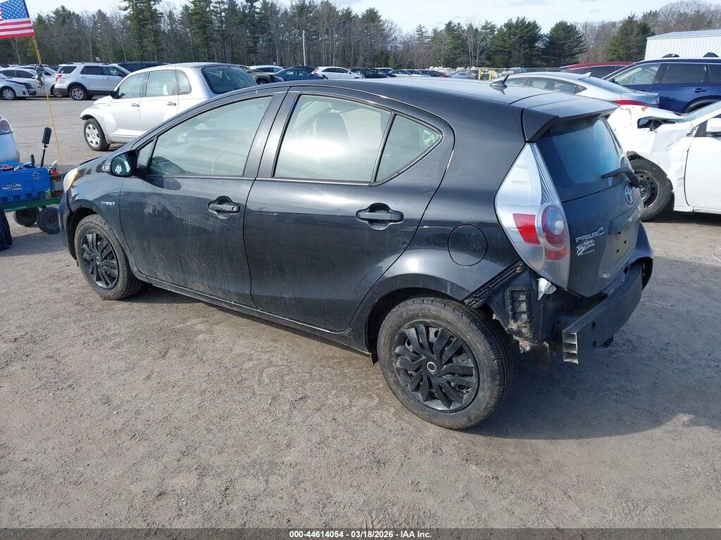 JTDKDTB35E1074120 2014 TOYOTA PRIUS C photo no. 3