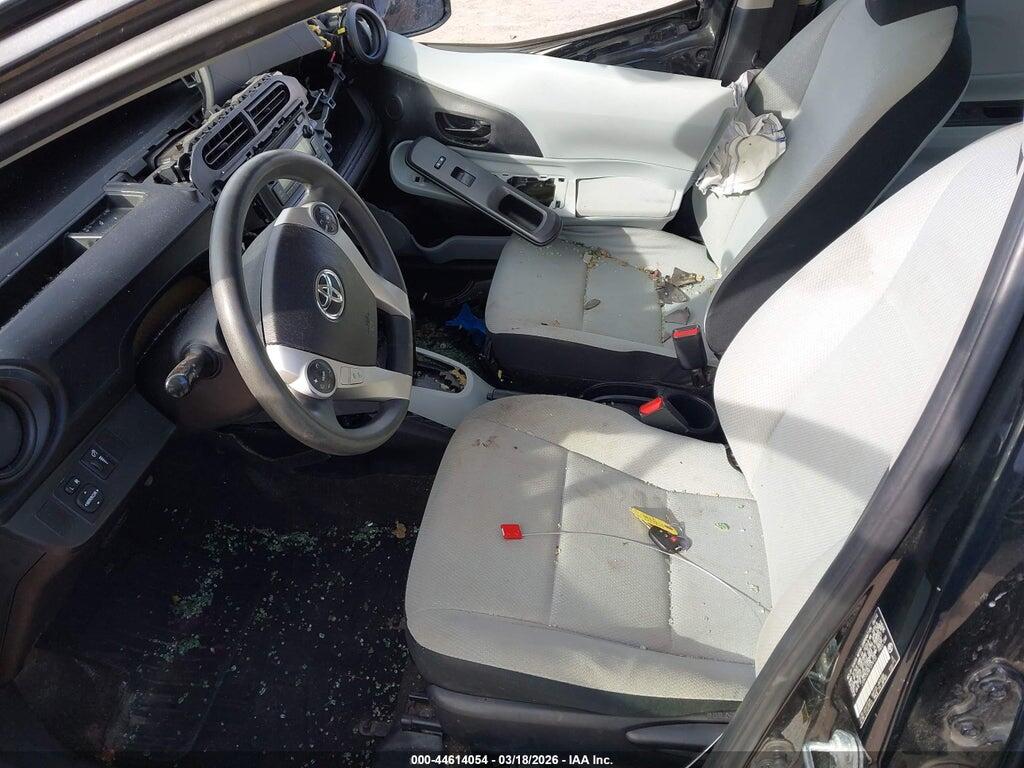 JTDKDTB35E1074120 2014 TOYOTA PRIUS C photo no. 5
