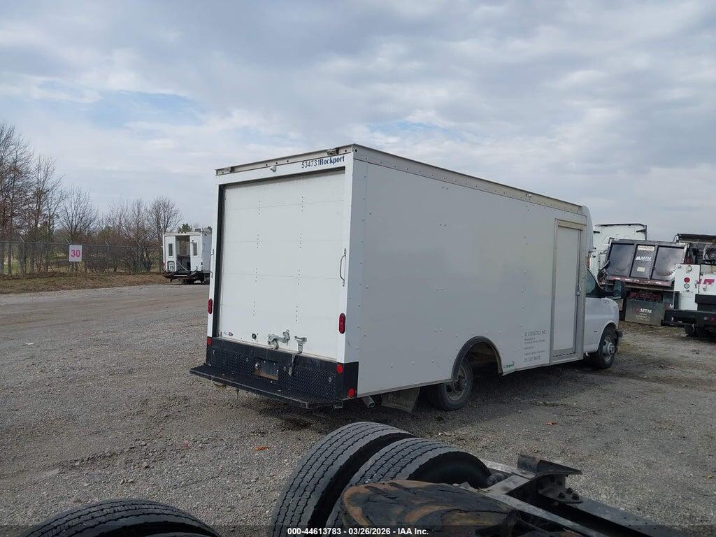 7GZ37TC71PN006229 2023 GMC SAVANA CUTAWAY photo no. 4