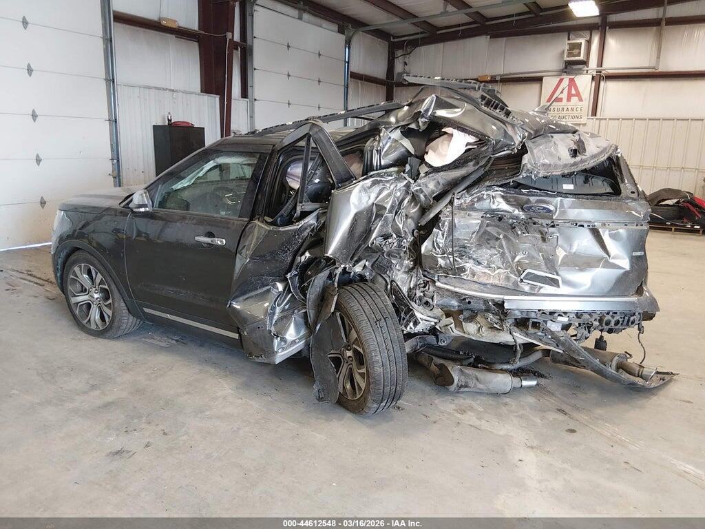 1FM5K8HT6KGA76485 2019 FORD EXPLORER photo no. 3