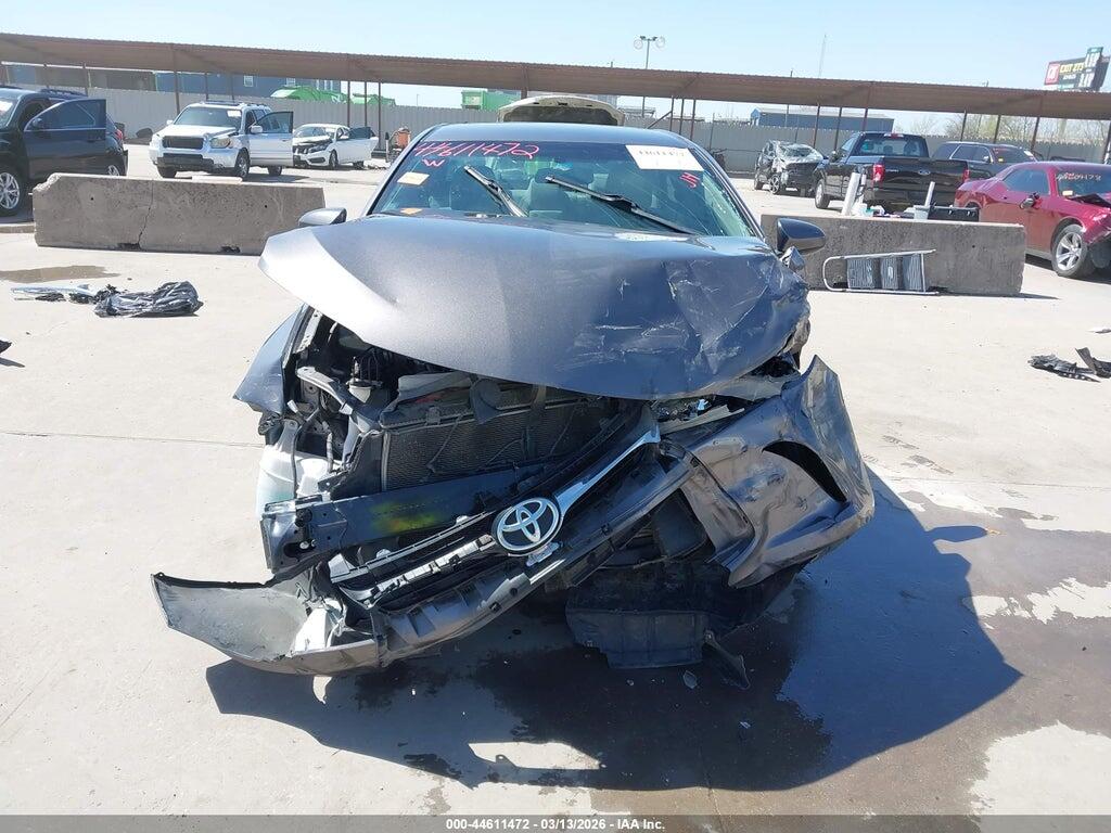 4T1BF1FK4HU732833 2017 TOYOTA CAMRY photo no. 12