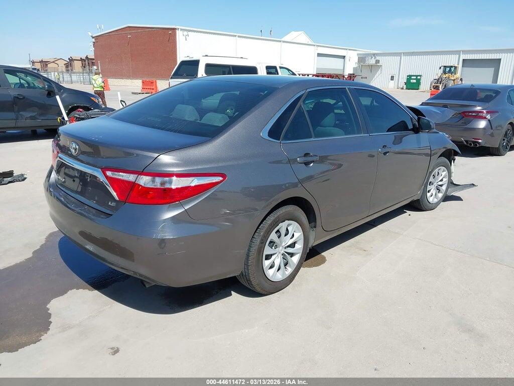 4T1BF1FK4HU732833 2017 TOYOTA CAMRY photo no. 4