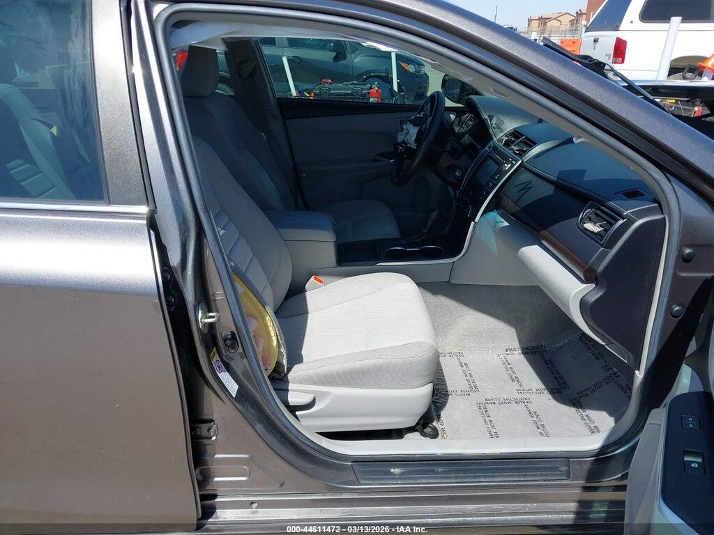 4T1BF1FK4HU732833 2017 TOYOTA CAMRY photo no. 5