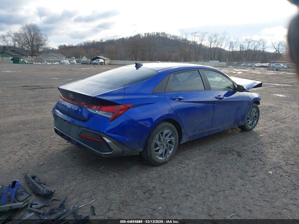 KMHLM4DG0RU647550 2024 HYUNDAI ELANTRA photo no. 4