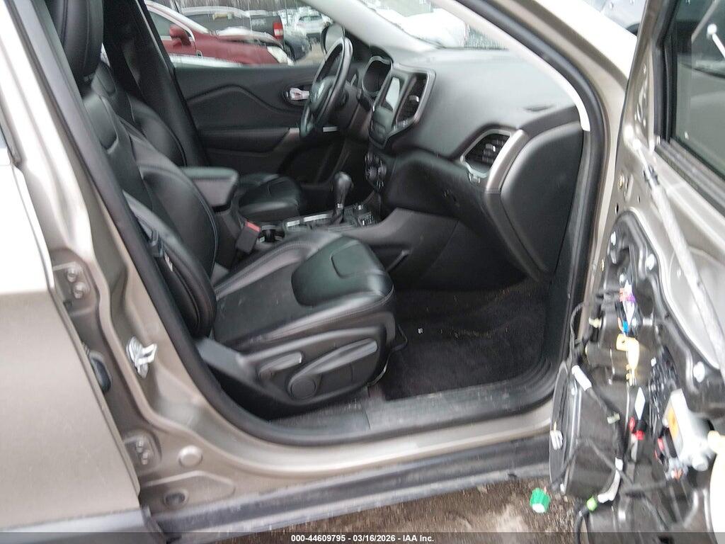1C4PJMLN6KD163953 2019 JEEP CHEROKEE photo no. 5