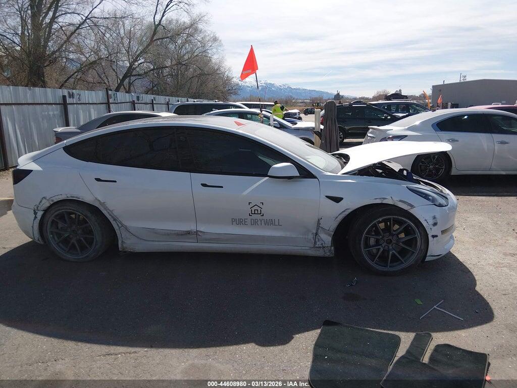 5YJ3E1EB3NF257659 2022 TESLA MODEL 3 photo no. 12