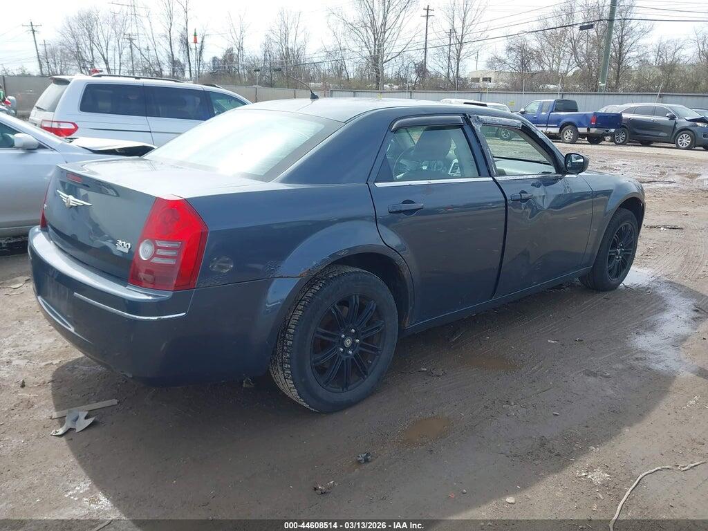 2C3KK53G78H160218 2008 CHRYSLER 300 photo no. 4