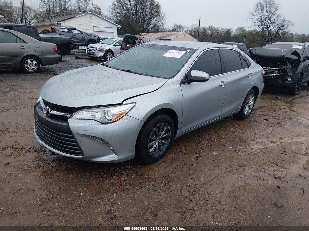 4T1BF1FK8FU955583 2015 TOYOTA CAMRY photo no. 2