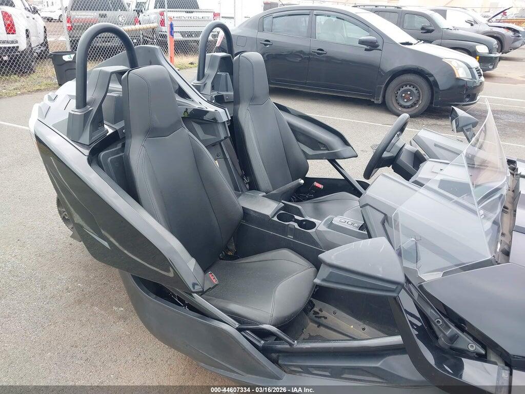 57XAATHD6P8156265 2023 POLARIS SLINGSHOT photo no. 8