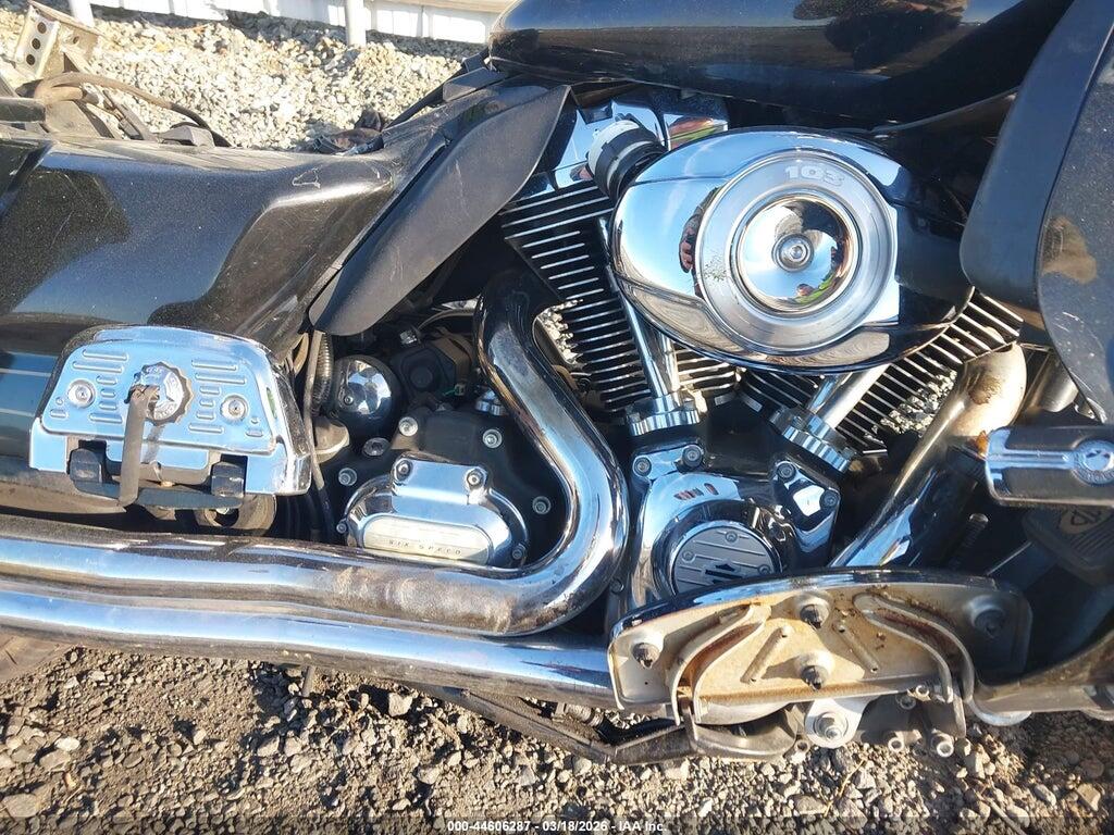 1HD1KGM14CB632341 2012 HARLEY-DAVIDSON FLTRU photo no. 8
