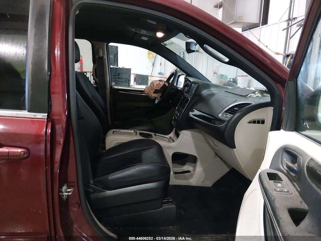 2C4RDGCG2HR864675 2017 DODGE GRAND CARAVAN photo no. 5