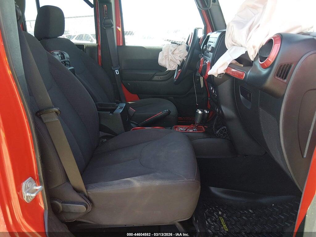 1C4BJWDG0HL578626 2017 JEEP WRANGLER UNLIMITED photo no. 5