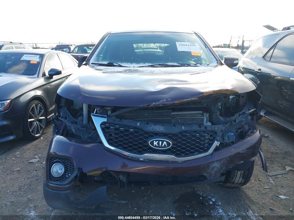 5XYKU4A10BG030477 2011 KIA SORENTO photo no. 12