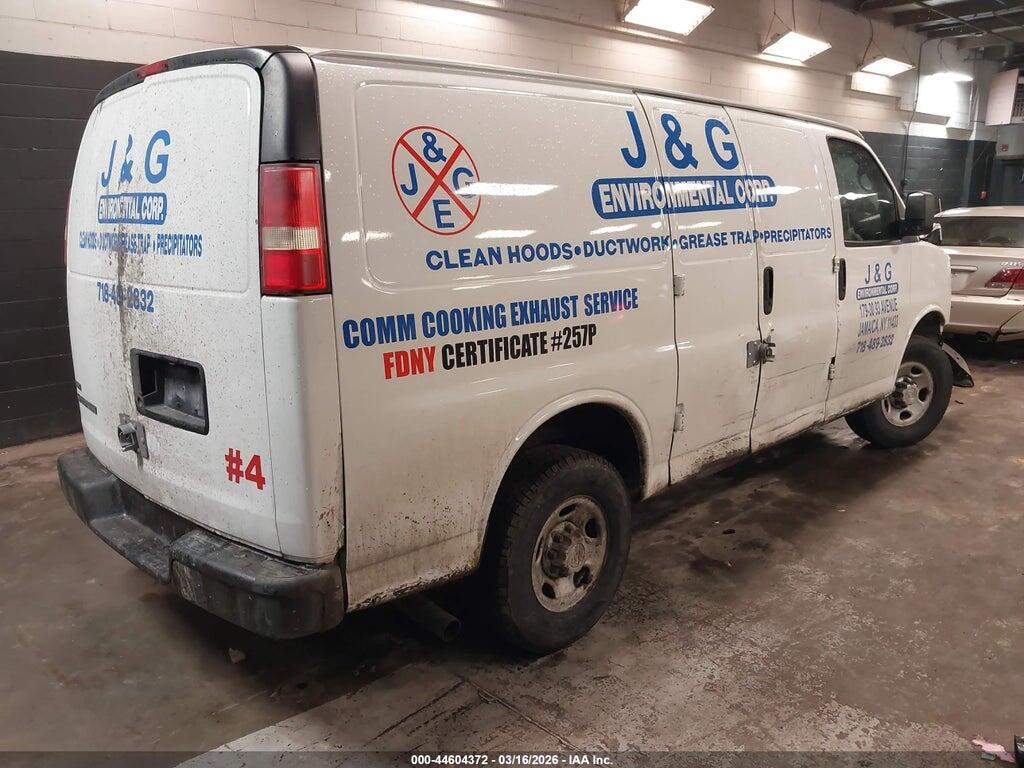 1GCZGFBA0A1101059 2010 CHEVROLET EXPRESS 2500 photo no. 4