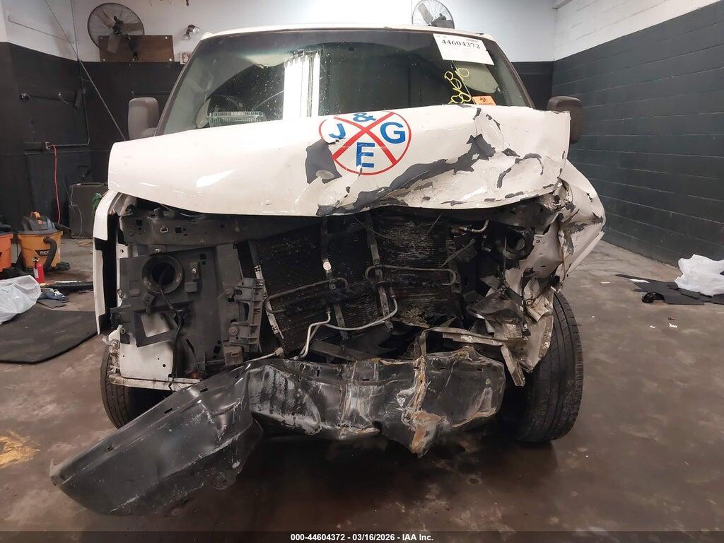1GCZGFBA0A1101059 2010 CHEVROLET EXPRESS 2500 photo no. 6