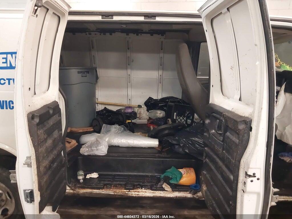 1GCZGFBA0A1101059 2010 CHEVROLET EXPRESS 2500 photo no. 8