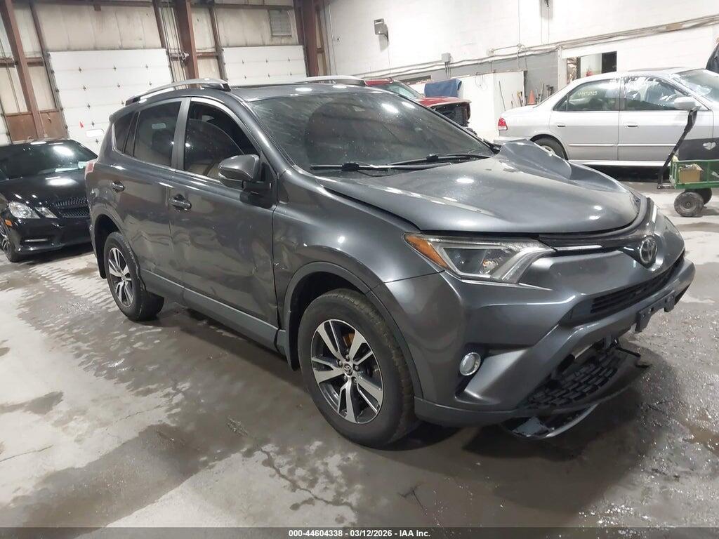 JTMRFREV2HD217973 2017 TOYOTA RAV4 photo no. 1