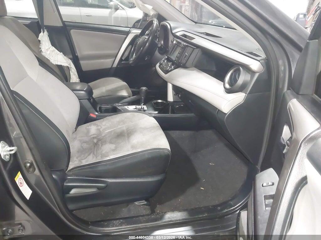 JTMRFREV2HD217973 2017 TOYOTA RAV4 photo no. 5