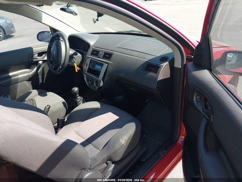 3FAFP31N05R148910 2005 FORD FOCUS photo no. 5