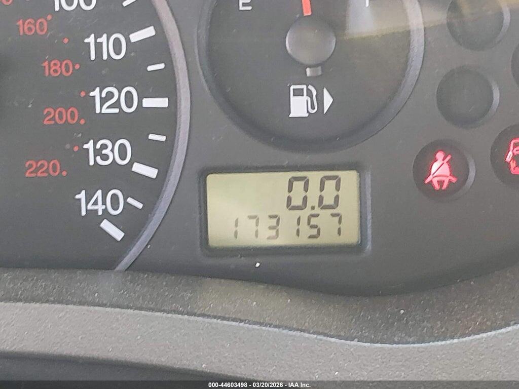 3FAFP31N05R148910 2005 FORD FOCUS photo no. 7