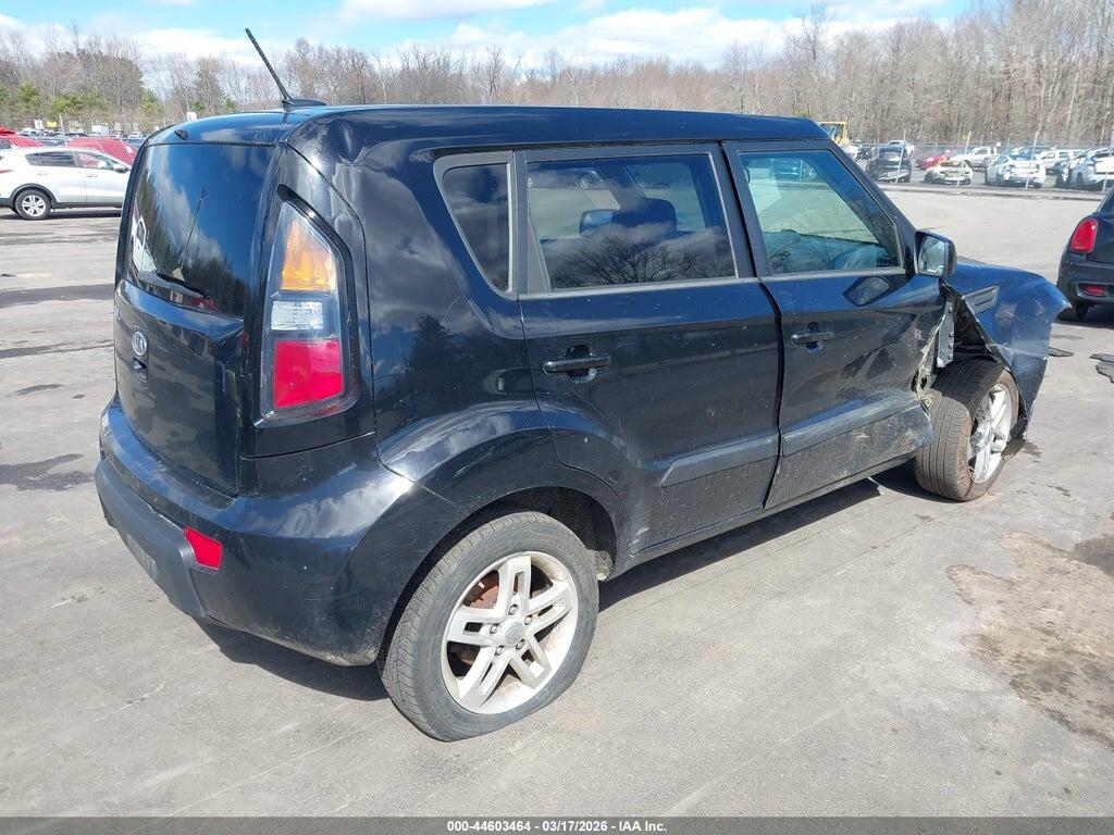KNDJT2A20B7247875 2011 KIA SOUL photo no. 4