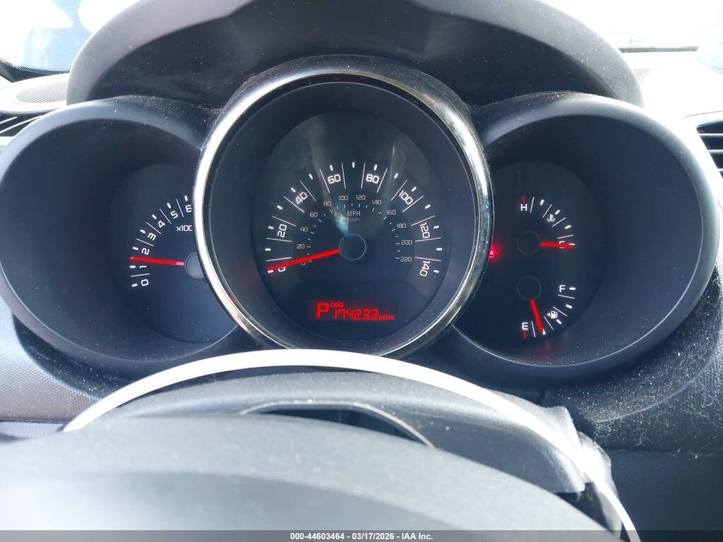 KNDJT2A20B7247875 2011 KIA SOUL photo no. 7