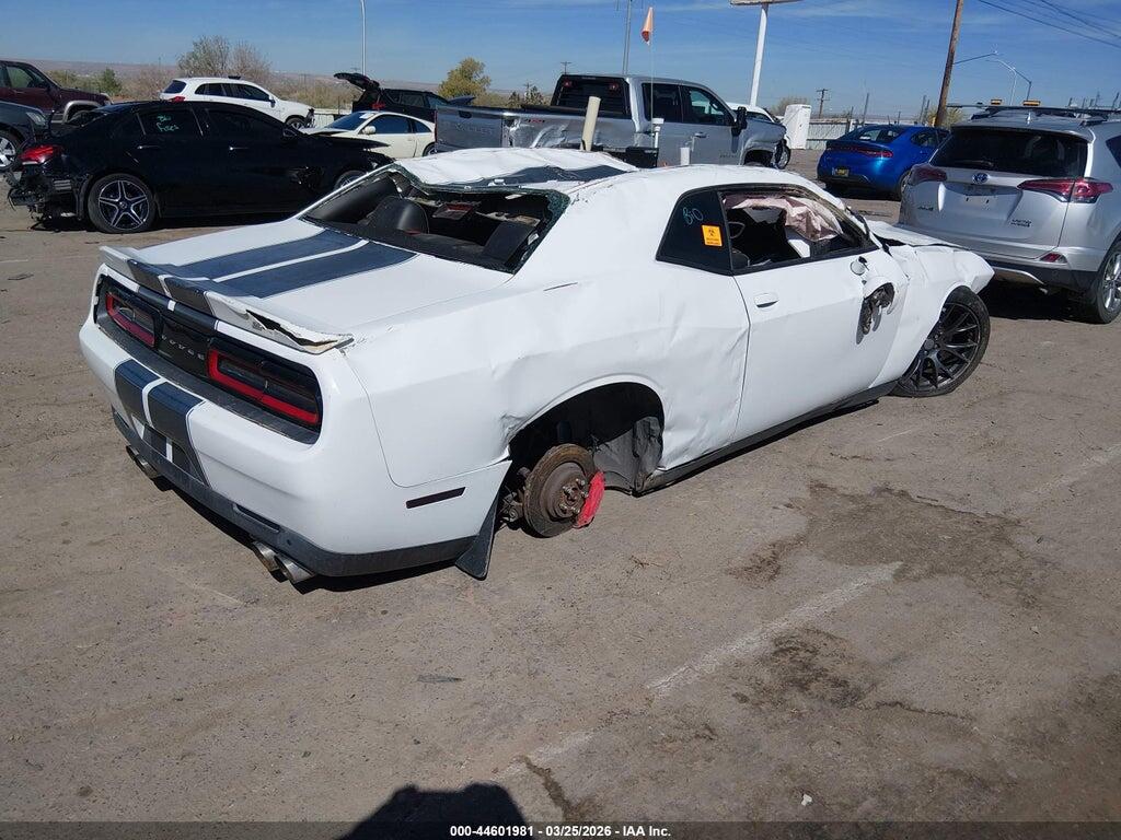 2C3CDZDJXFH720228 2015 DODGE CHALLENGER photo no. 4