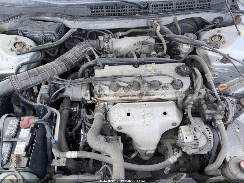 1HGCG56772A070989 2002 HONDA ACCORD photo no. 10