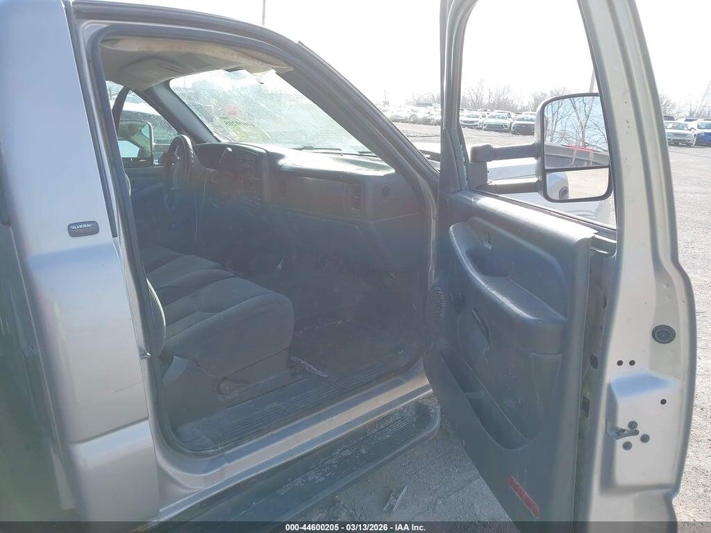 1GCHK24U75E302482 2005 CHEVROLET SILVERADO 2500HD photo no. 5