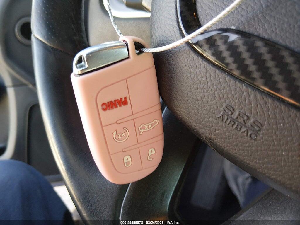 2C3CDXHG8KH561075 2019 DODGE CHARGER photo no. 11