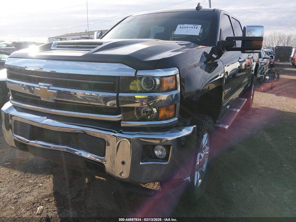 1GC1KWEY7JF184089 2018 CHEVROLET SILVERADO 2500HD photo no. 2
