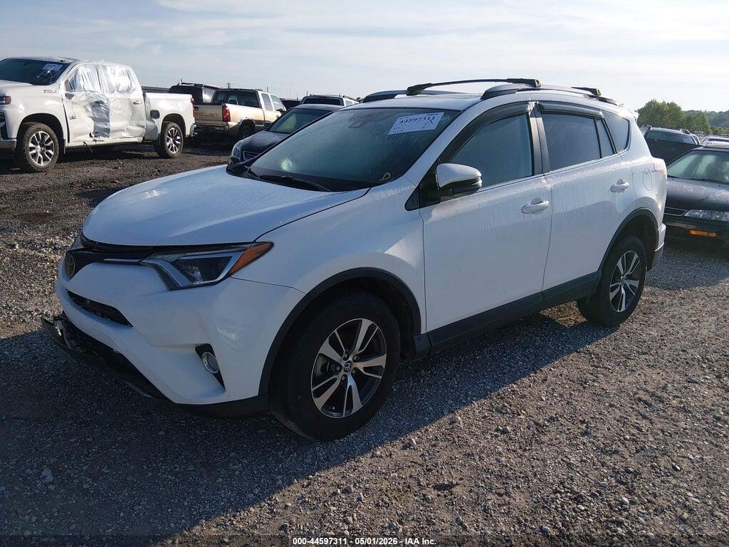 2T3RFREV6JW730071 2018 TOYOTA RAV4 photo no. 2