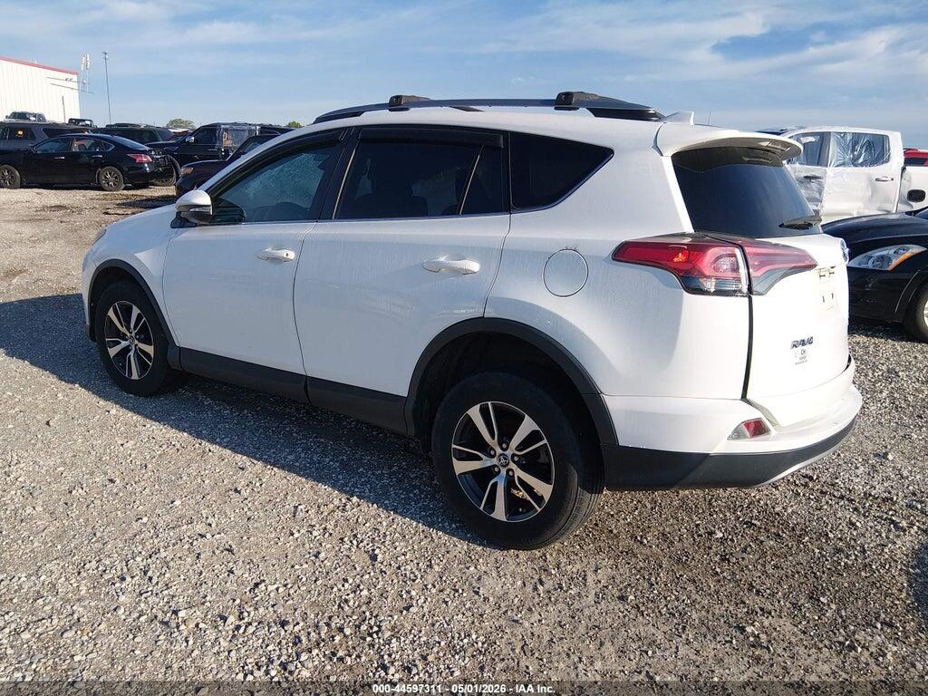 2T3RFREV6JW730071 2018 TOYOTA RAV4 photo no. 3