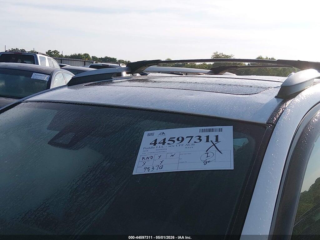 2T3RFREV6JW730071 2018 TOYOTA RAV4 photo no. 6