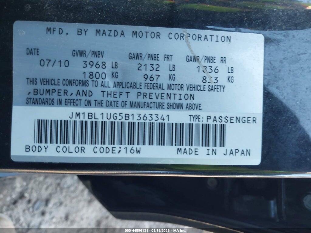 JM1BL1UG5B1363341 2011 MAZDA MAZDA3 photo no. 9