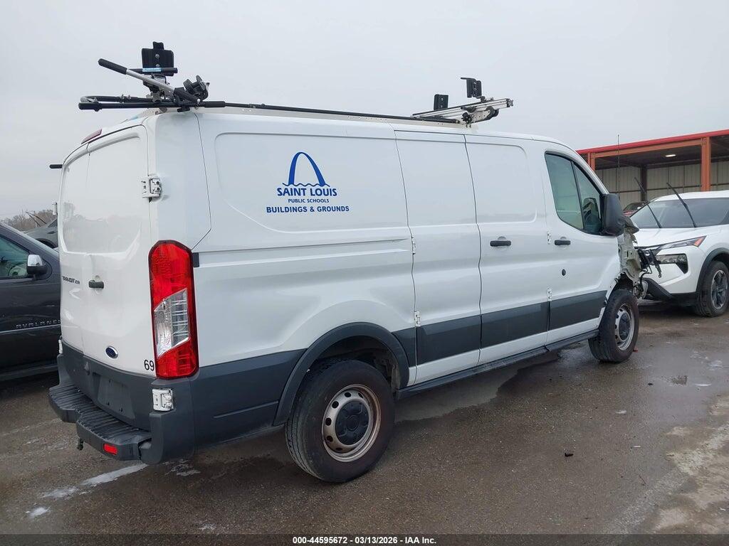 1FTYR1ZM6HKA55475 2017 FORD TRANSIT-250 photo no. 4