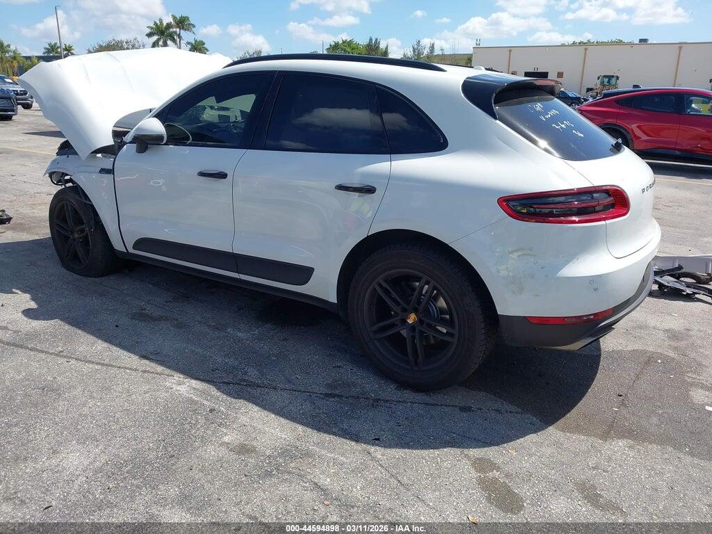 WP1AA2A59HLB80417 2017 PORSCHE MACAN photo no. 3