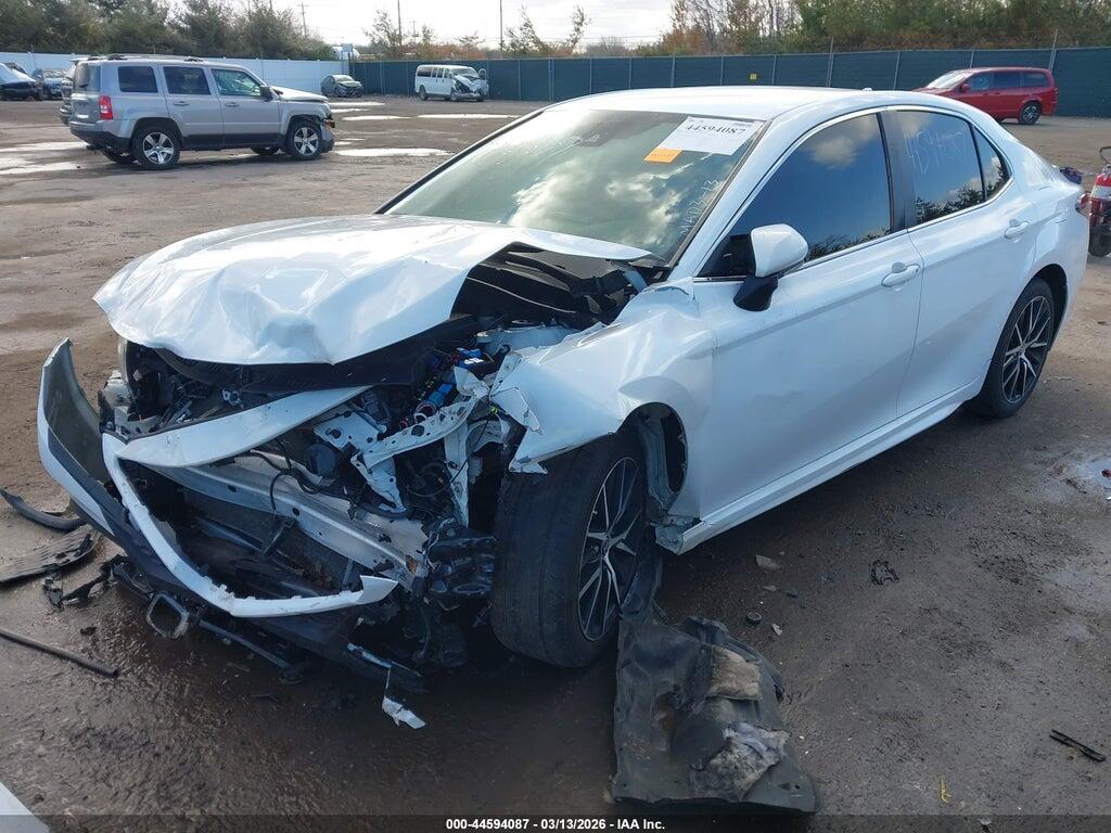 4T1G11AK0NU058106 2022 TOYOTA CAMRY photo no. 2
