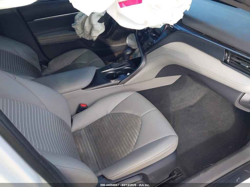 4T1G11AK0NU058106 2022 TOYOTA CAMRY photo no. 5